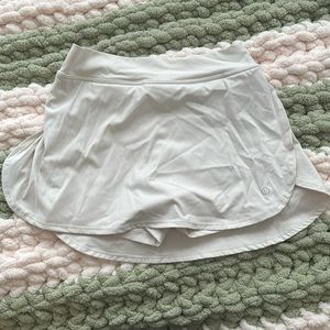 Creme Gilly Hicks Tennis Skirt